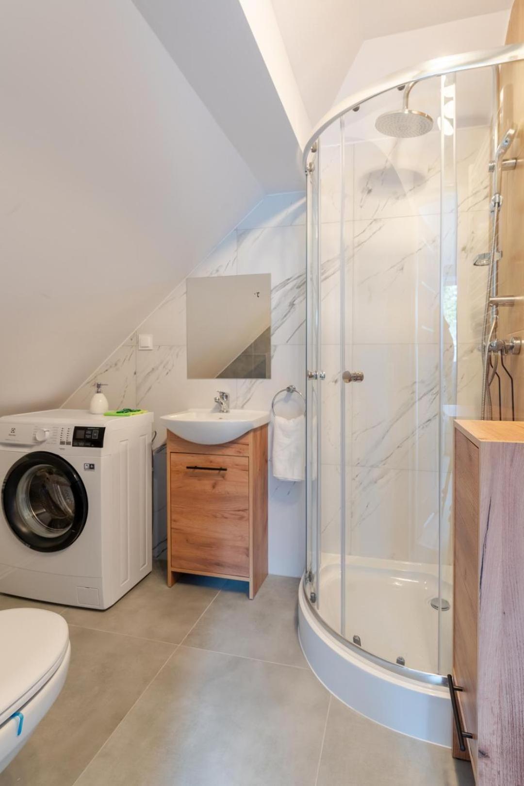 Apartamenty Ok'S - Blisko Centrum W Pelni Wyposazone - By Spaceapart Єленя-Ґура Екстер'єр фото