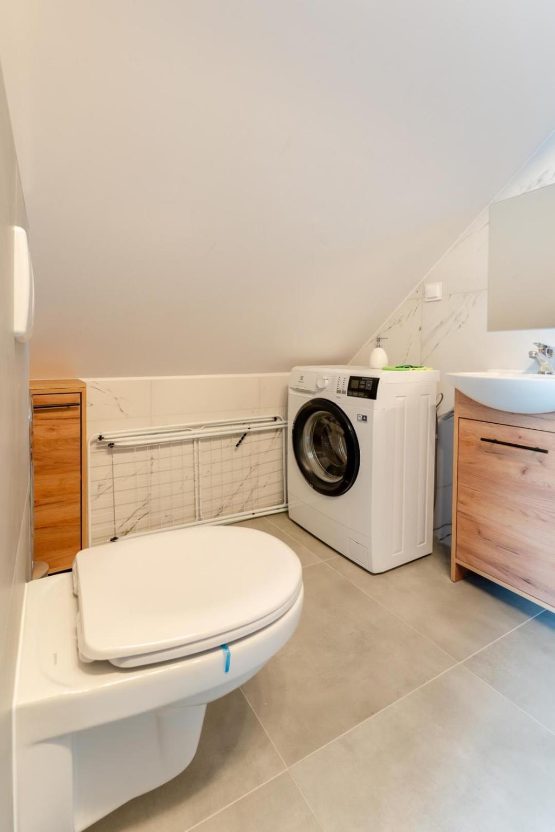 Apartamenty Ok'S - Blisko Centrum W Pelni Wyposazone - By Spaceapart Єленя-Ґура Екстер'єр фото